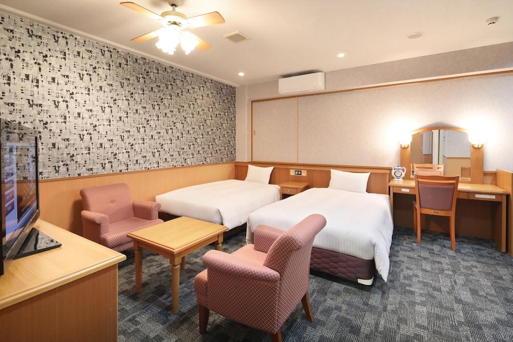 그린 리치 호텔 아소 구마모토 에어포트 인공 온센 후타마타 유노하나 외부 사진